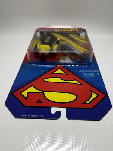 Kenner Superman Hombre de Acero Conducto con Figura de Kryptonita Giratoria 1995 Nuevo - Imagen 5 de 7