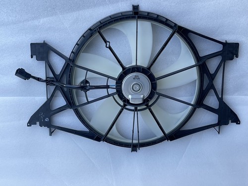 09-19 Dodge 1500 Pickup Radiator Fan Motor Fan Assembly 5.7 Liter - Picture 2 of 4