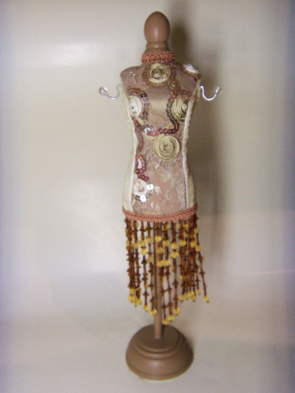 Picture 1 of 6