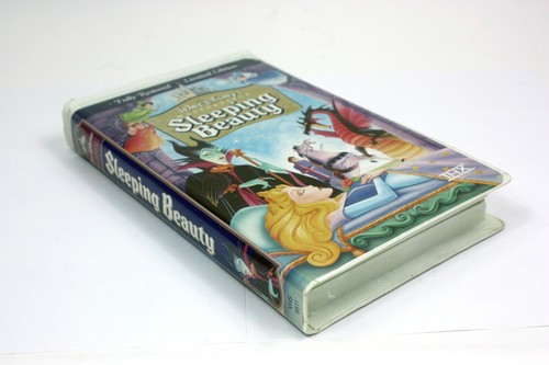  Sleeping Beauty Walt Disney's Masterpiece Collection Limited Edition 1997 VHS - Picture 3 of 6