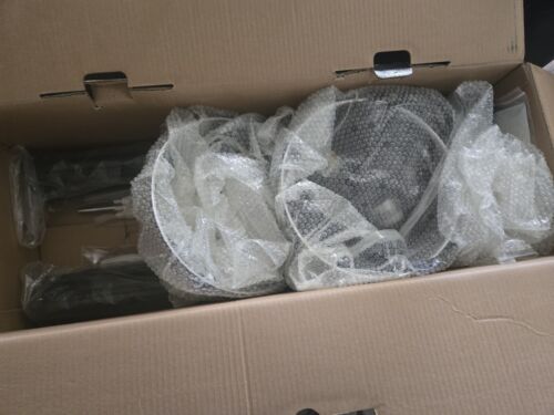 Westcott Photo Basics Constant Light Umbrella Kit *never Been Opened* - Picture 2 of 2