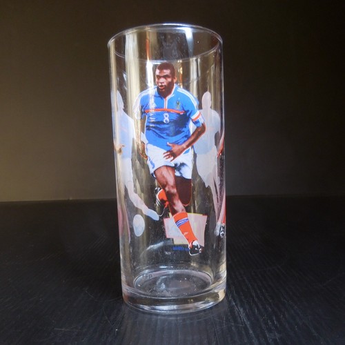 N9134 Glass Coca-Cola Equipe France Football 98 Desailly Pirès Thuram McDonald's - Picture 3 of 12