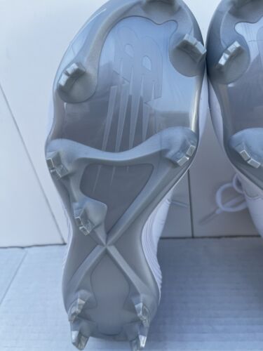 BOTINES DE SOFTBOL MOLDEADOS MUJER NEW BALANCE TALLA 5 1/2 BLANCOS SPFUSEW3 NUEVOS EN CAJA - Imagen 14 de 17