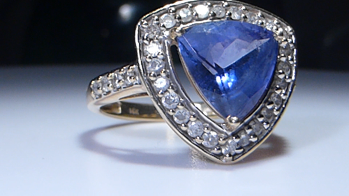 18ct Gold Tanzanite Diamond Ring 4.6g UK Hallmark Size N 1/2 Trillion Cut Boxed - Video 1 of 1