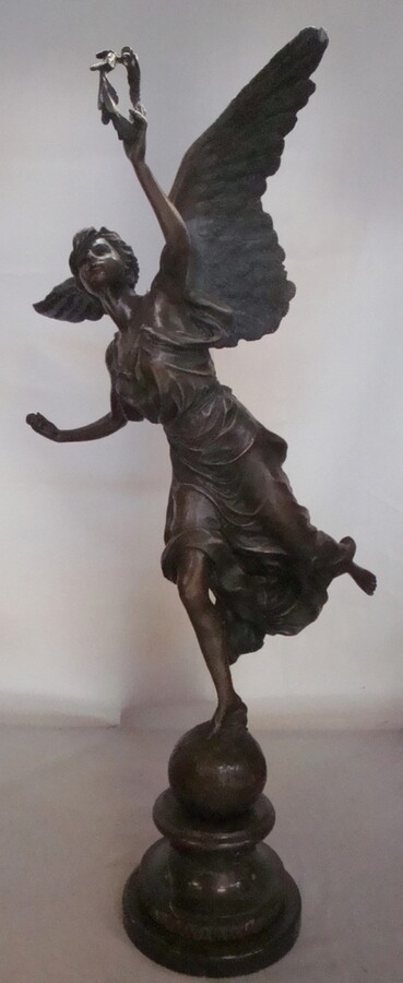 Picture 1 of 8