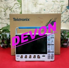 ONE MDO34 3-BW-200 TEKTRONIX  Oscilloscope