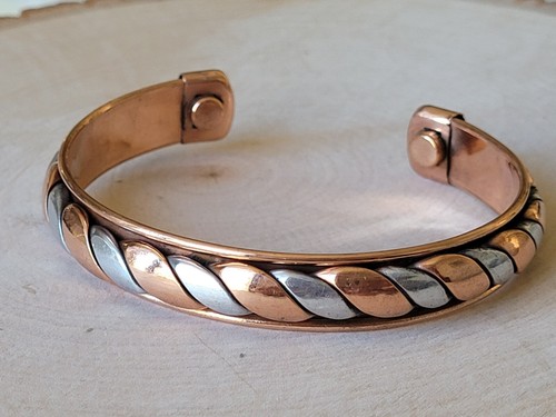 Pure Copper Magnetic Bracelet Arthritis Pain Energy Therapy Cuff Two Tone Twist - Picture 3 of 3