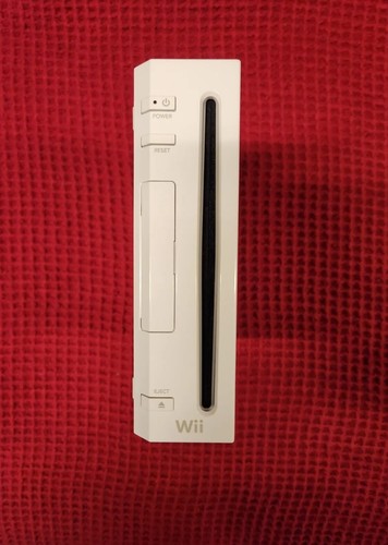White Nintendo Wii RVL-001 Game Console Bundle Tested - Picture 5 of 11