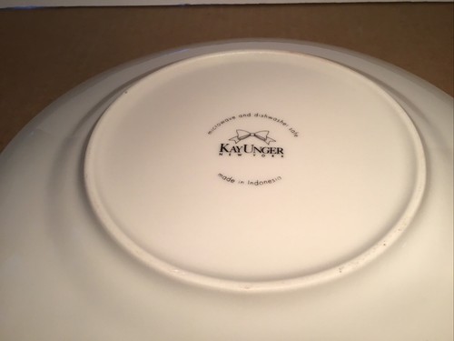 Kay Unger NY Paisley Shimmer Platinum 8.75” Salad Plate - Picture 9 of 10