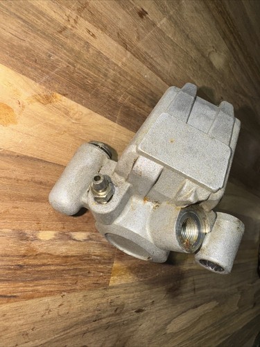 1992 Suzuki RM80 RM 80 OEM REAR BRAKE CALIPER BRACKET - Picture 6 of 6