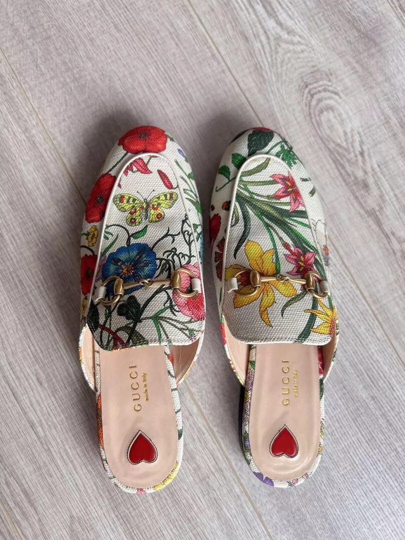 GUCCI Horsebit Floral Sandales Plates Mules Escarpins Chaussures Femme EU 37 Blanc Coeur