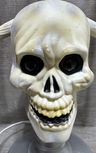 VTG 1994 HallowScream Haunted Candelabra Halloween Lighting Skull WORKS READ - Picture 8 of 10