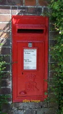 Photo 6x4 Close up, Elizabeth II postbox on The Street, Preston St Mary P c2017