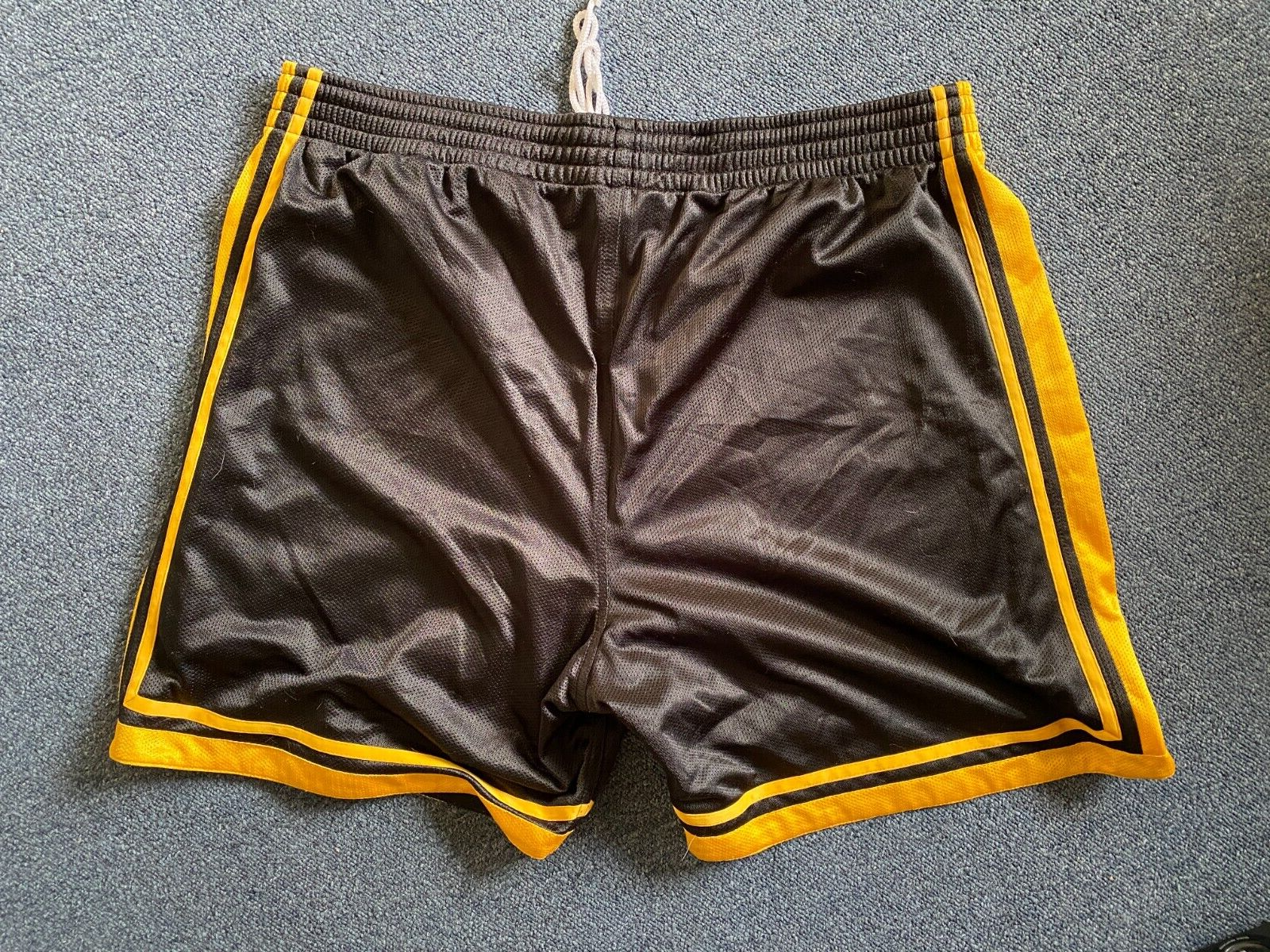 Picture 3 of 6