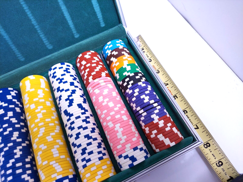 Huge Casino Quality Heavy Composite Poker Chip Set with Metal Case - Collectible - Picture 3 of 6