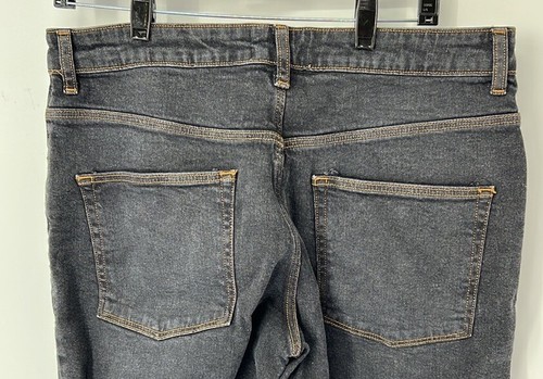 ASOS NWT men’s tapered jeans Size 34X34 Black Denim - Picture 4 of 6