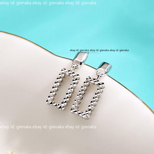 Pure Pt950 Platinum 950 Women Gift Lucky Shiny Square Earrings Stud 2.4-2.6g - Picture 5 of 13