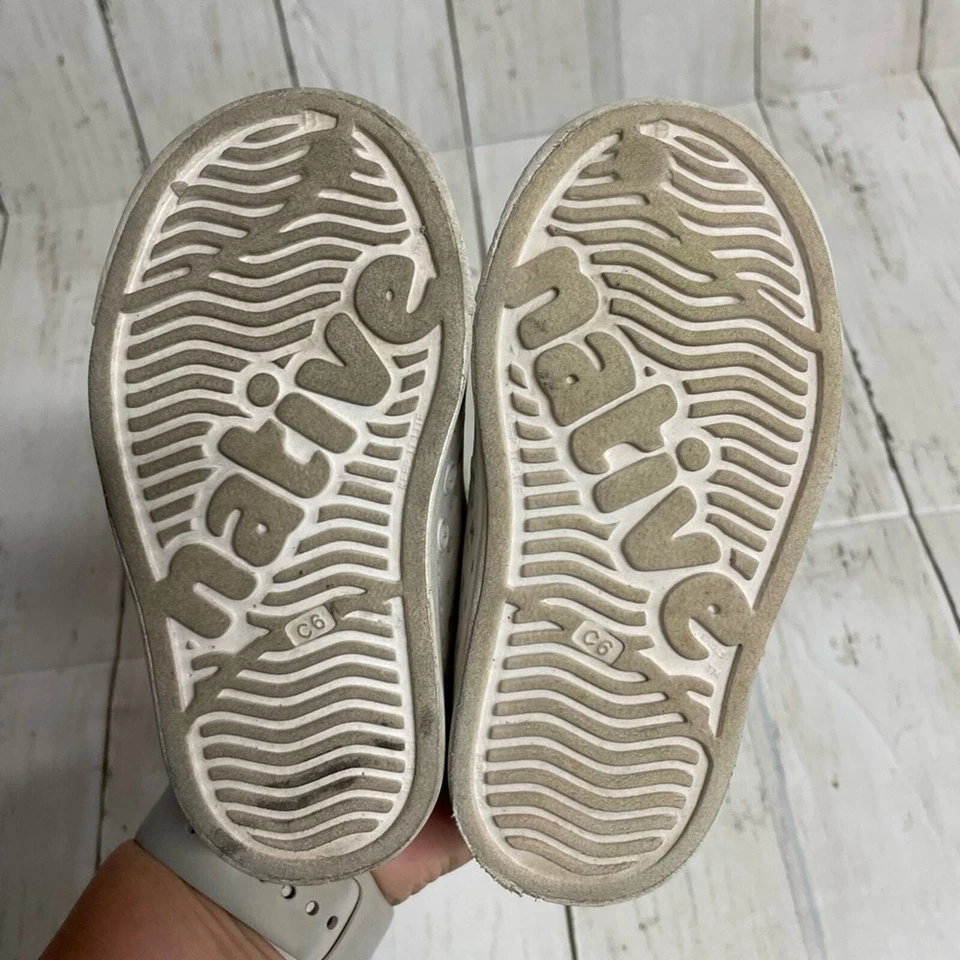 Sandalias Nativas Blancas Niño Talla 6 Foto 2 de 4