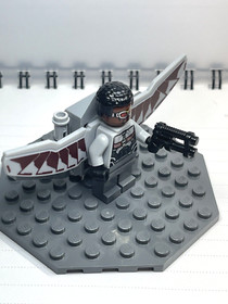 LEGO Marvel Falcon Minifigure sh261 (76050) - New Condition