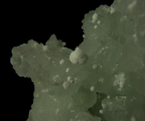 PREHNITE & GYROLITE - closed locality ! ---- INDIA Bombay Malad Quarry /pc174 - Picture 10 of 12