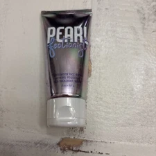 Perfectly Posh PEARL FECTIONIST Exfoliating FACE MASK 2 oz NEW Pearlfectionist