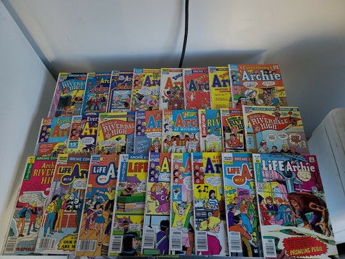 Vintage Life With Archie Comic Books Lot Of 25 - Picture 1 of 12