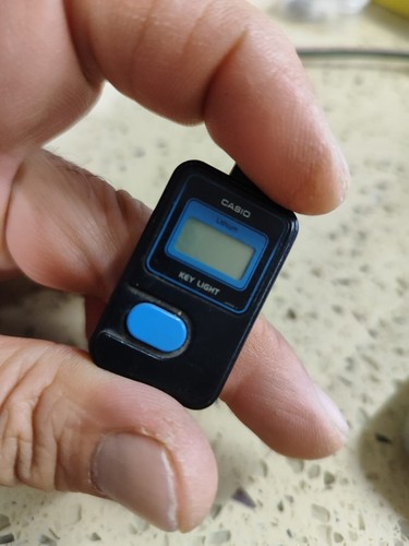 Kleine Uhr Casio CASIO TK-3 Mod 192 Schlüssellicht gebraucht - Bild 5 von 6
