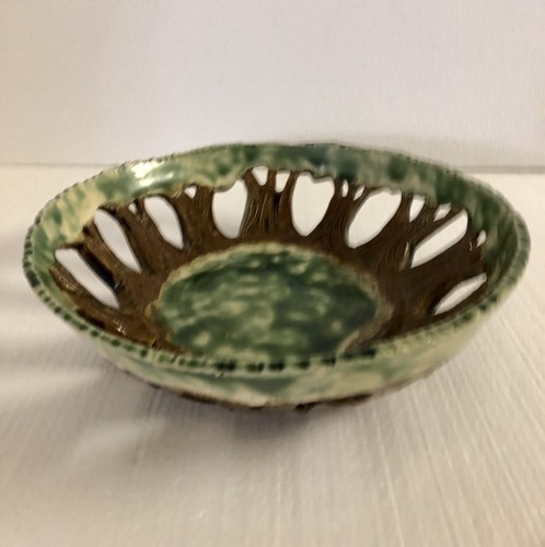 Hand thrown pottery bowl outwork tree forms Signed. - Picture 2 of 12