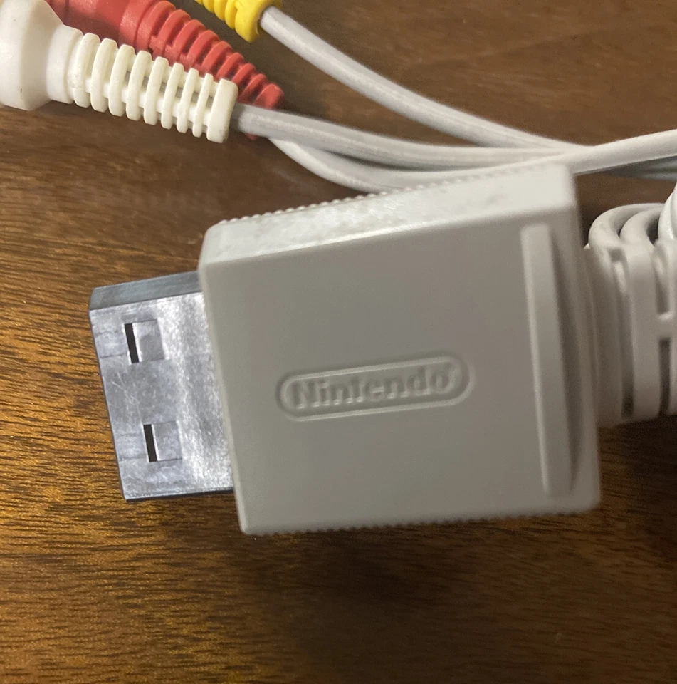 Original OEM Nintendo Wii And Wii U Audio Video AV Cable Cord - Image 2 of 3