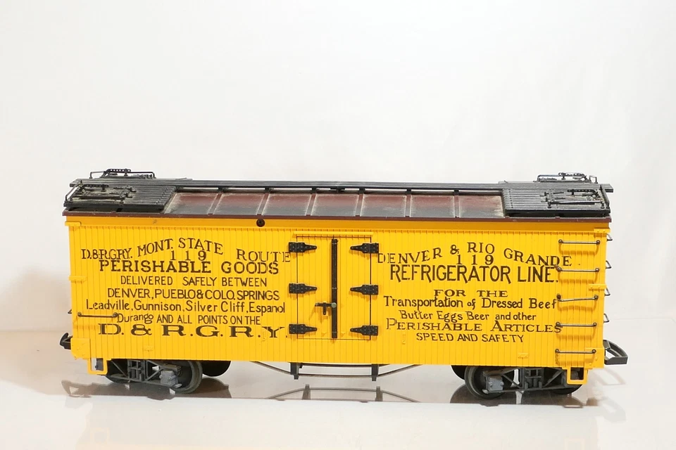 LGB 4174 G Scale Reefer Denver & Rio Grande Western 119 D&RGW Freight Car Wood - Image 4 of 4
