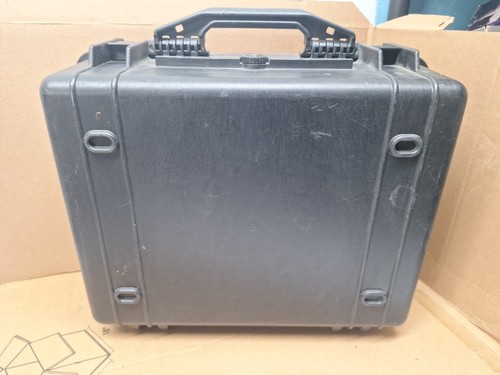 Pelican 1550 Protector Case Black Watertight with foam - Picture 8 of 8