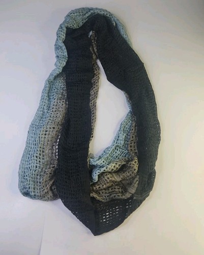 BCBG MAXAZRIA ROUND SCARF NEW - Picture 10 of 11