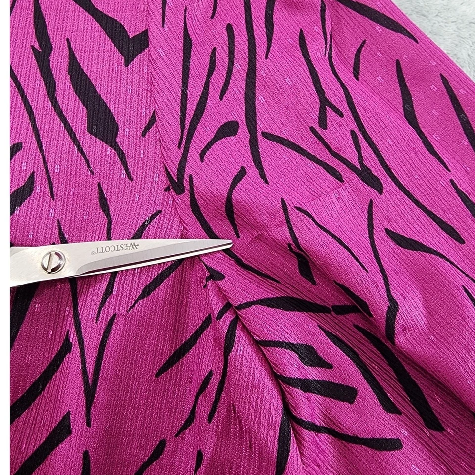 Top blusa vintage anni 70 Edith Martin scollo a V manica lunga taglia L rosa nero setoso - Immagine 3 di 4