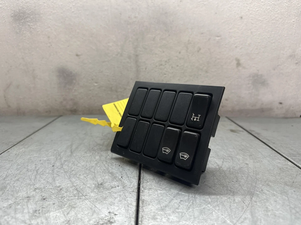 PULSANTIERA CENTRALE PER MAN TGA Serie 18.430 81.61701.0243 (00>07) - Immagine 3 di 3