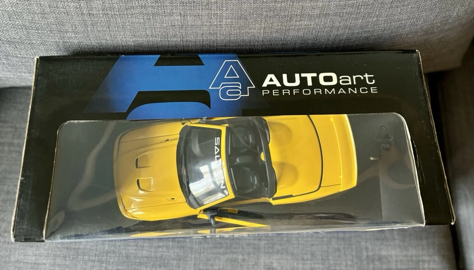 AutoArt Saleen Mustang S351 可调式 黄色 1: 18 — 第 2/4 张图片