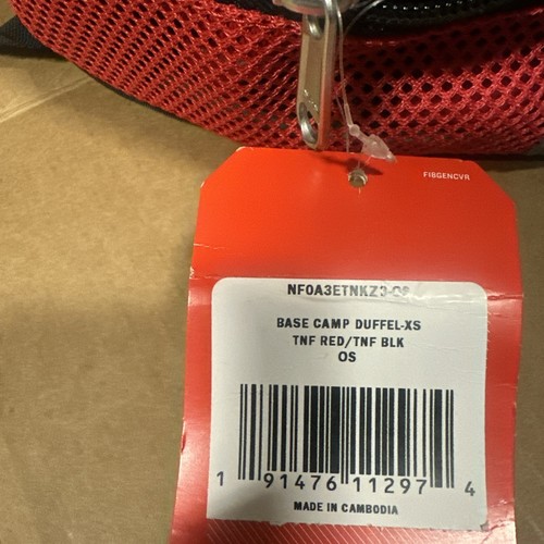 The North Face Base Camp Duffel Bag XS 31L RED/ TNF black BNWT Hard To Find - Picture 6 of 13