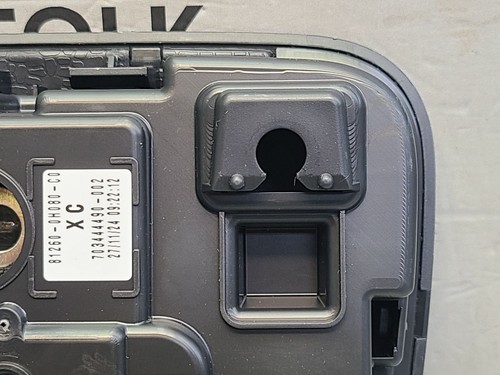 TOYOTA AYGO X Interior Roof Reading Light 81260 0H080 C0 - Picture 8 of 16