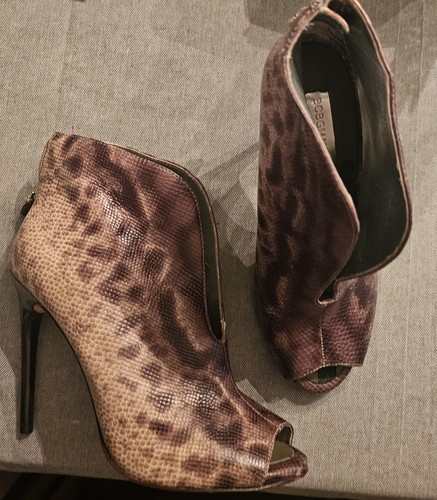 SEXY DAMEN-STIEFELETTEN BCBG MAX AZRIA SCHLANGENLEDER BRAUN HOHER ABSATZ 7 37 - Bild 3 von 12