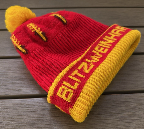 Blitz Weinhard Beer Vintage Knit Stocking Cap Beanie Pom Hat Red Yellow SpellOut - Picture 2 of 11