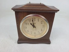 Vintage Sunbeam Electric Wooden Lighted Dial Desk Clock (6"x6"x2")