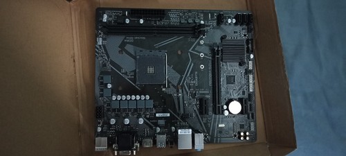 GIGABYTE A520M S2H motherboard Socket AM4 micro ATX (GA-A520M-S2H)