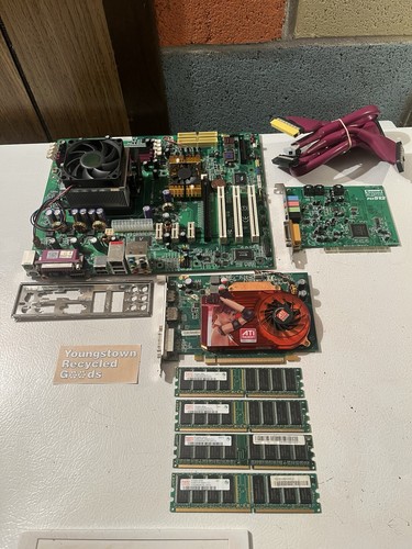 EPOX EP-9NPA+ ULTRA nFORCE4 ATHLON 64 2,2 GHz CPU 2 GB RAM RADEON HD3650 SB0150 - Foto 1 di 24