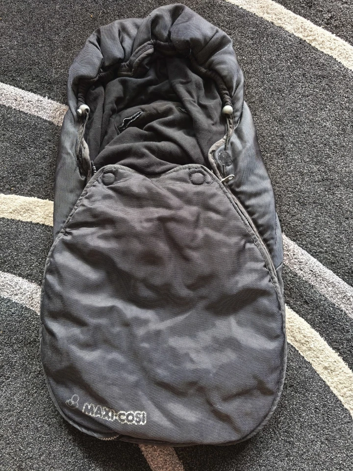 Maxi Cosi Fußsack Babyschale Wintersack Baby gebraucht