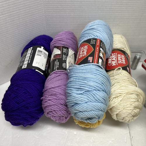 Lot Of 5 Red Heart Multi Color Yarns - Picture 6 of 6