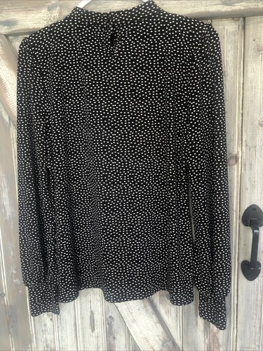 Adrianna Papell top blouse shirt Black White Career Modest Size M NWT MSRP $69 - Picture 13 of 21