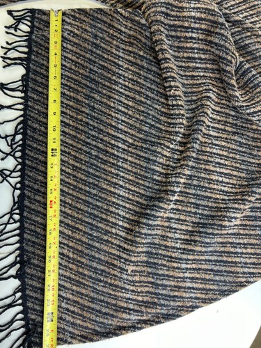 Weave of The Irish Soft Wool Wrap Shawl Made in Ireland - Picture 3 of 6