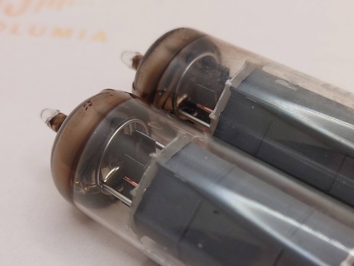 2x Philips Miniwatt EL84 6BQ5 O-getter - Heerlen, NL 1963 - NOS+ - Picture 8 of 10