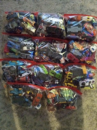 One Vintage Hot wheels Redline Guaranteed in This Lot Of 50 Random Vehicles. - Picture 5 of 16