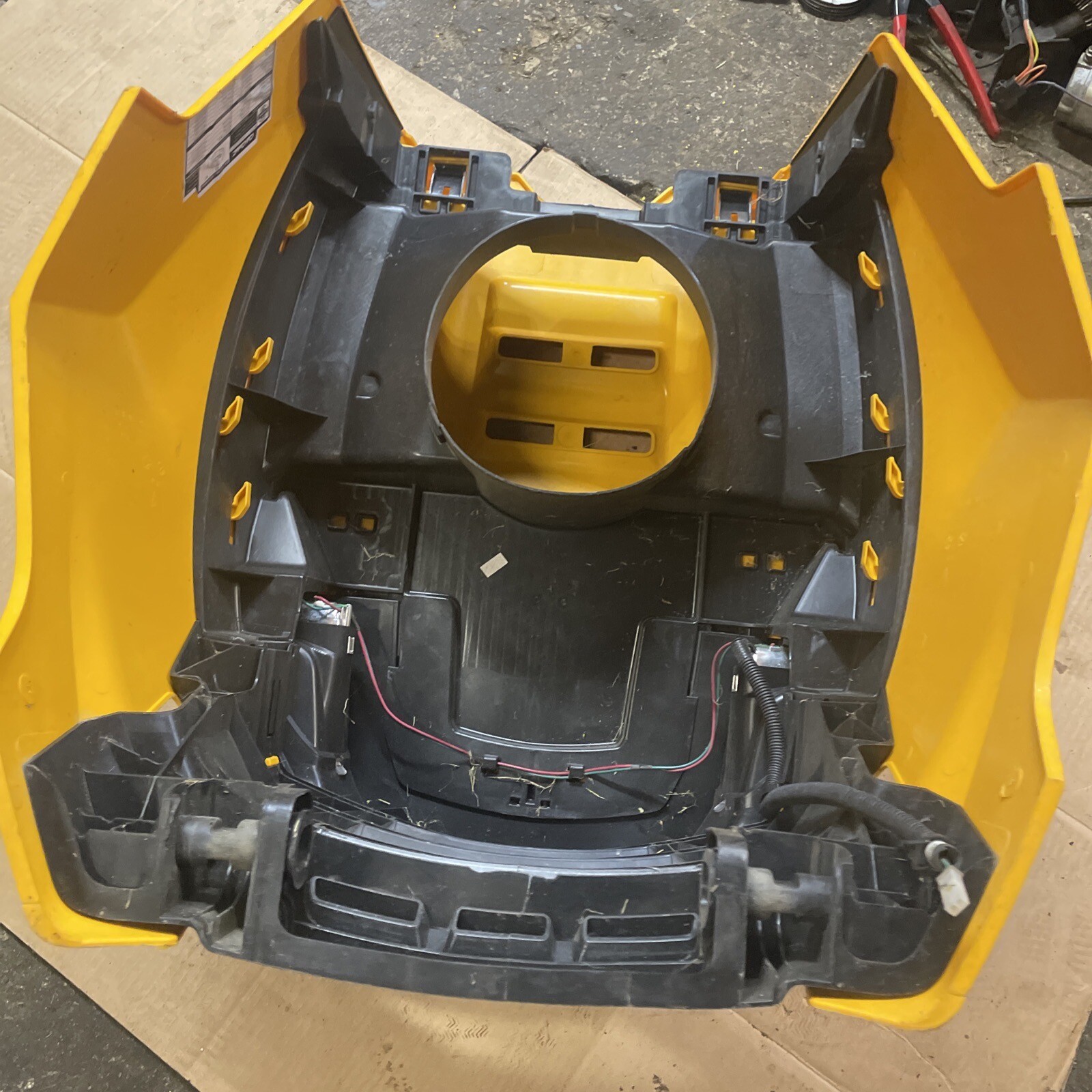 Cub Cadet XT1 MTD Hood Assembly MPN 73109849 eBay