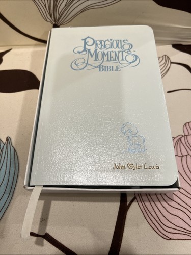 Holy Bible 1978 Precious Moments Catholic Edition w/ Original Box, Stamped, New - Picture 11 of 15